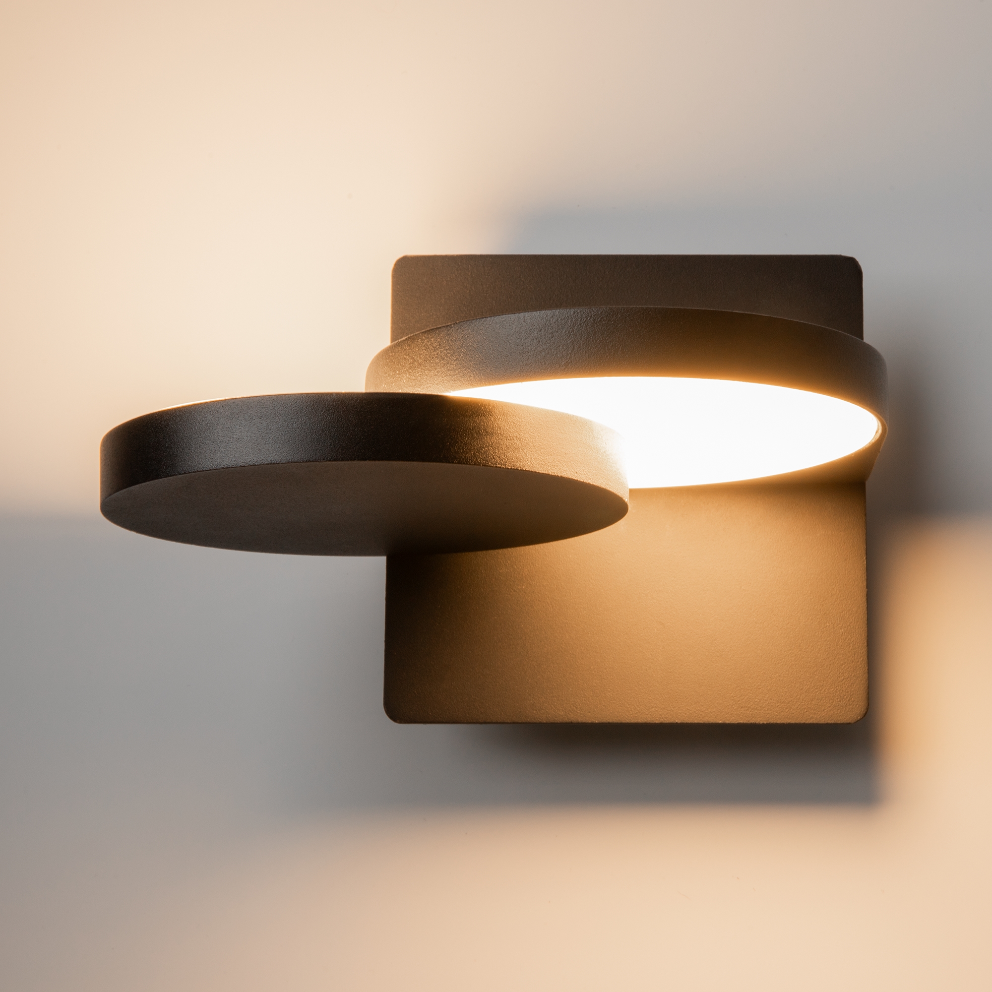 Настенный светильник (бра) Maytoni MOD354WL-L12B3K - изображение 8