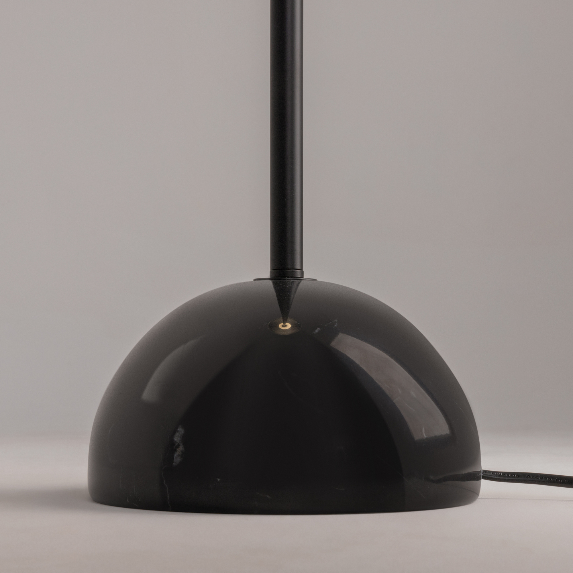 Напольный светильник (торшер) Maytoni MOD177FL-01B - изображение 9