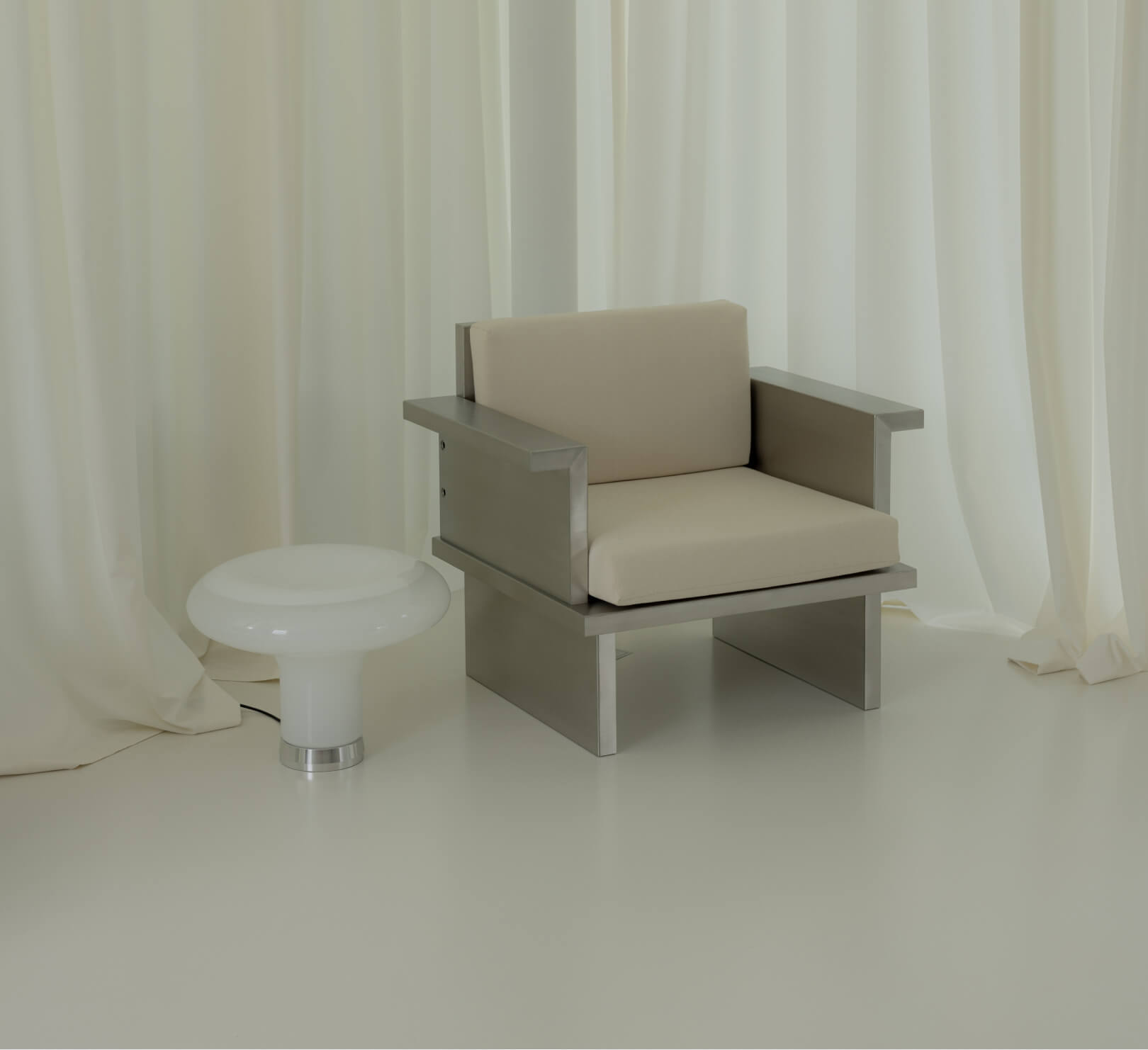 Кресло Ula Armchair by KOS STUDIO — дизайнерская мебель, свет и декор Made Sense