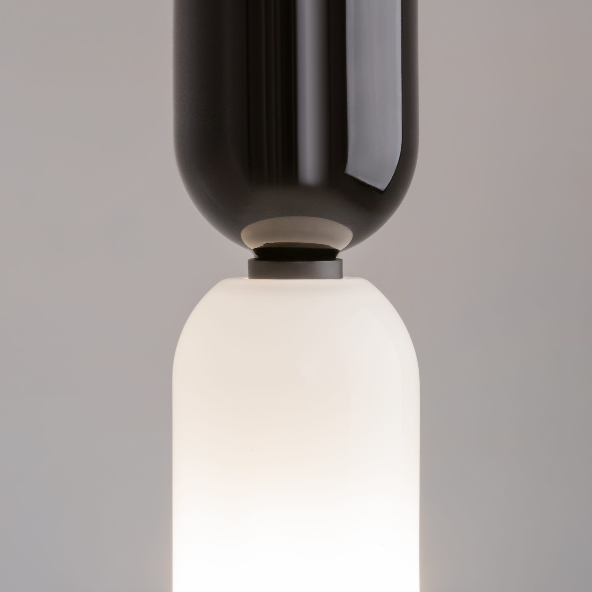 Подвесной светильник Maytoni MOD177PL-01B - изображение 3