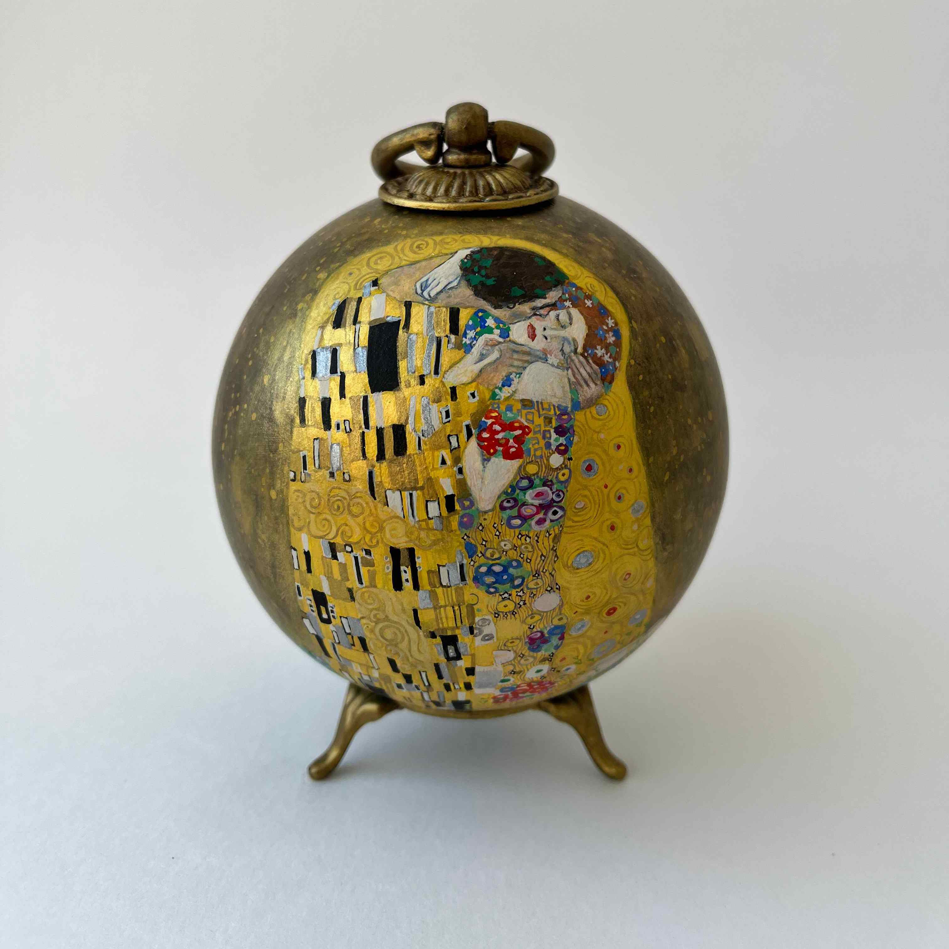 Коллекционный шар по мотивам картины Густава Климта «Поцелуй» 