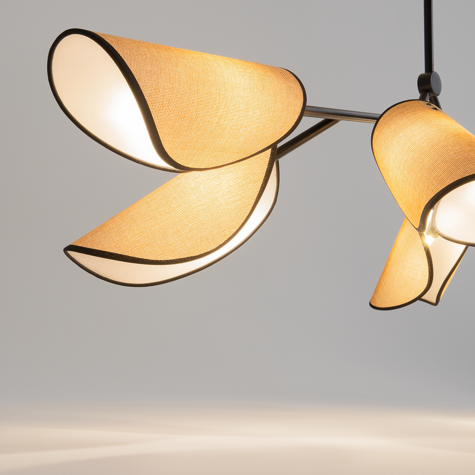 Подвесной светильник Maytoni MOD225PL-06B - изображение 8