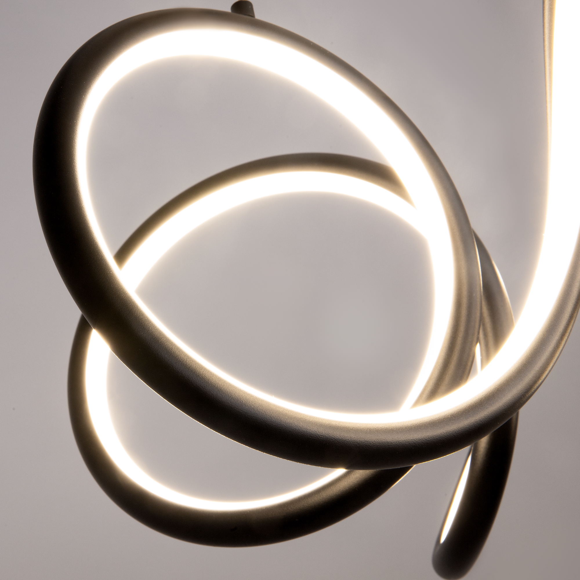 Подвесной светильник Maytoni MOD241PL-L60BK - изображение 2