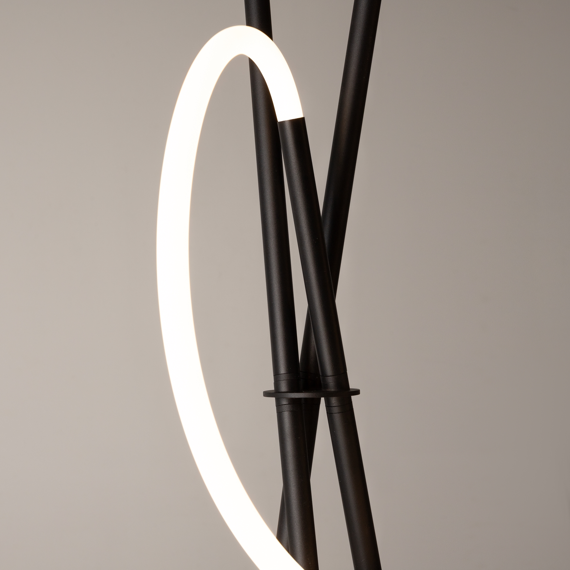 Напольный светильник (торшер) Maytoni MOD369FL-L36B3K - изображение 8