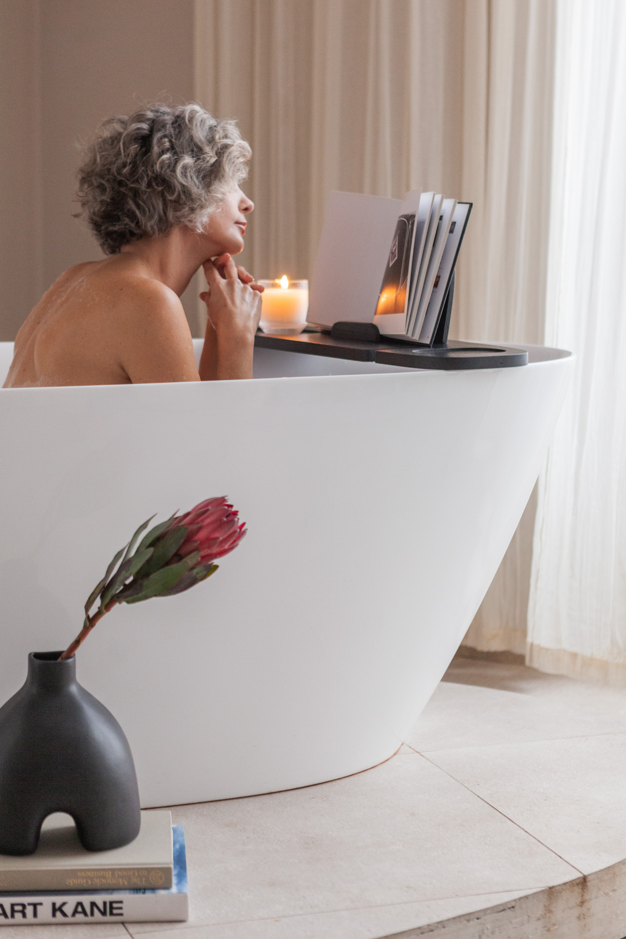 Скульптурная ваза/ букстопер AMBI - изображение 3