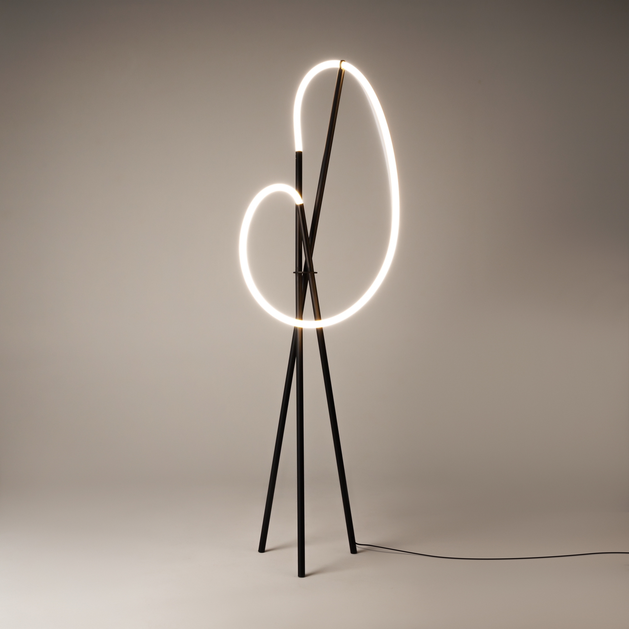 Напольный светильник (торшер) Maytoni MOD369FL-L36B3K - изображение 9