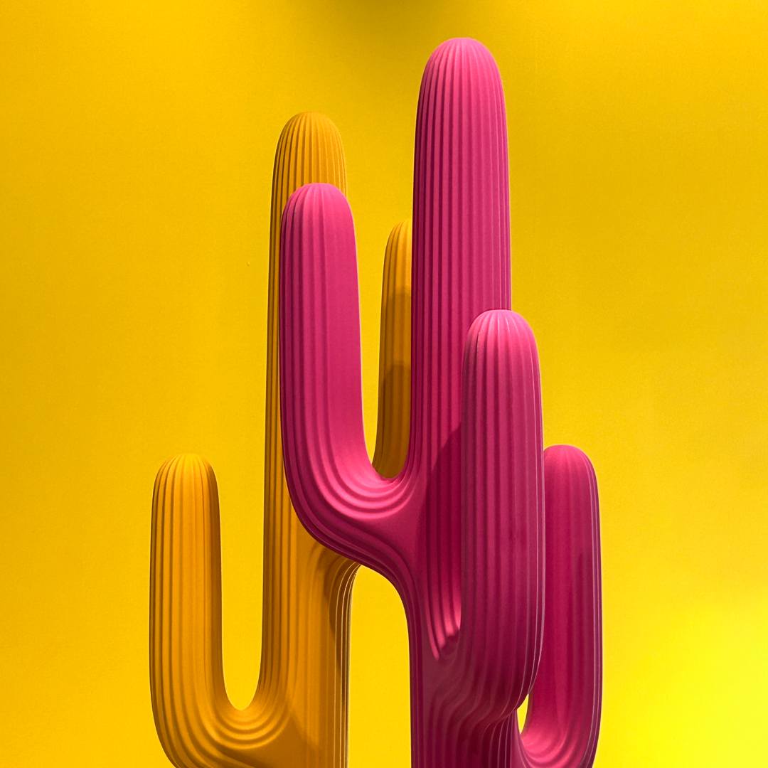 Вешалка Saguaro Coat Rack by Qeeboo — дизайнерская мебель, свет и декор Made Sense