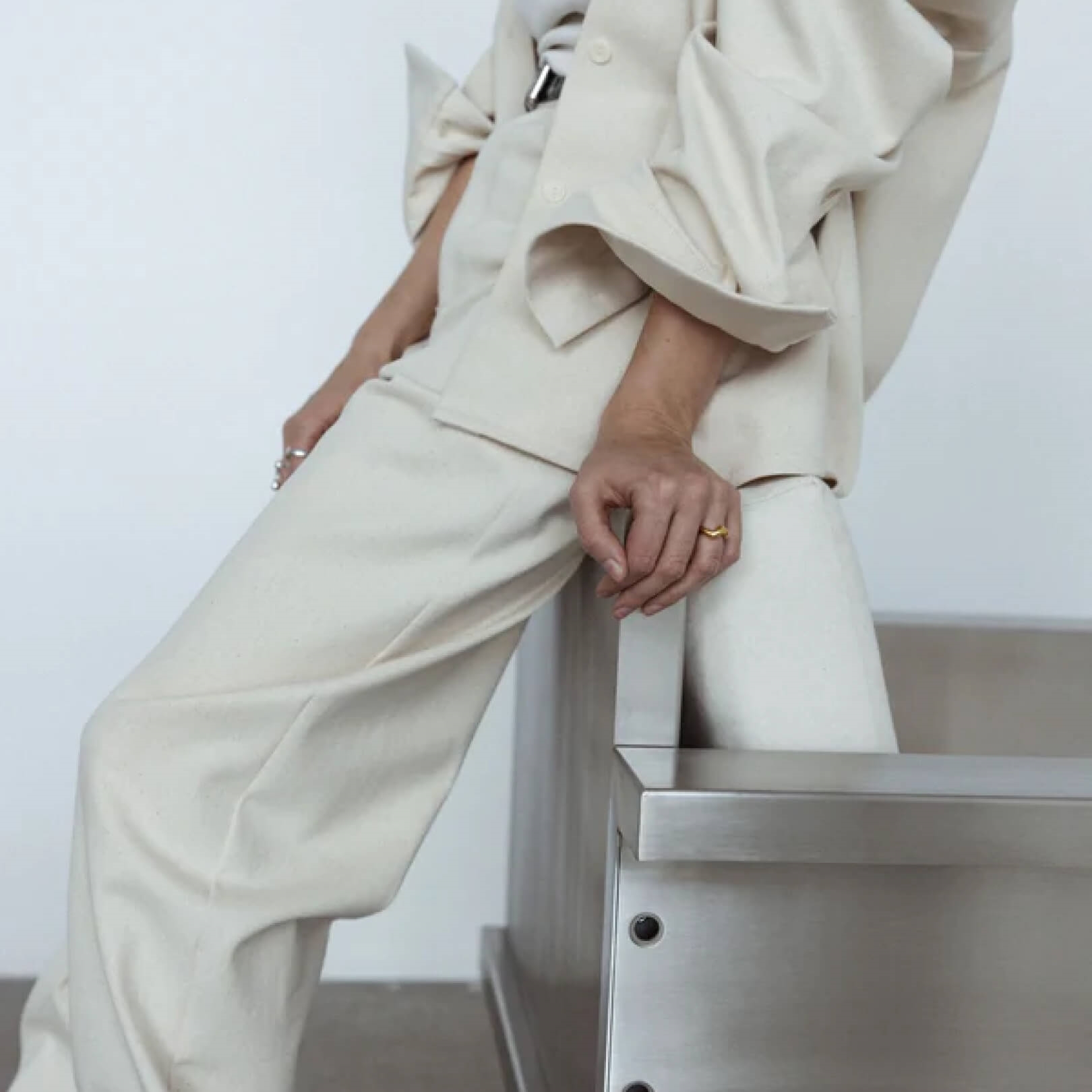 Кресло Ula Armchair by KOS STUDIO — дизайнерская мебель, свет и декор Made Sense