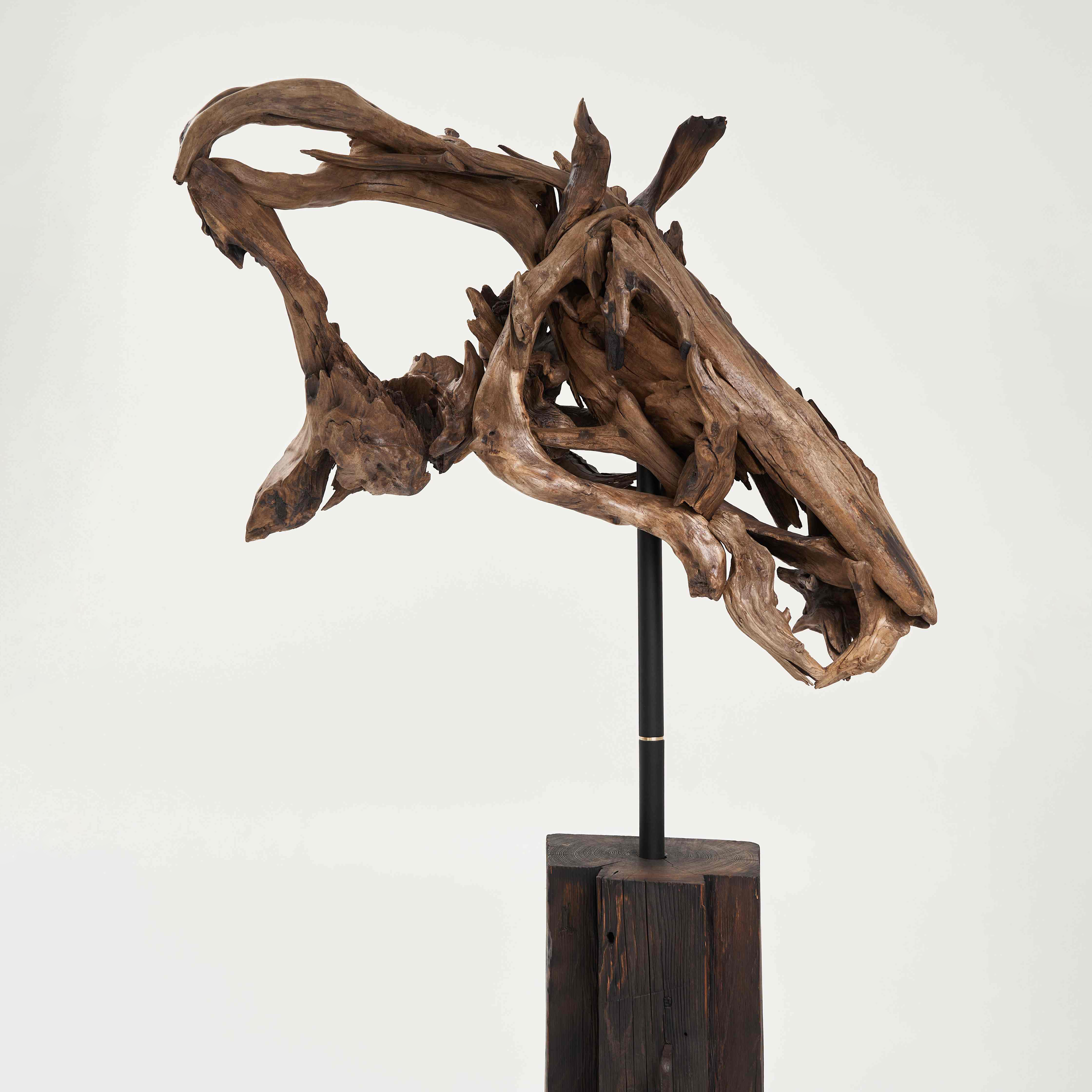 Эко-скульптура HORSE BUST 