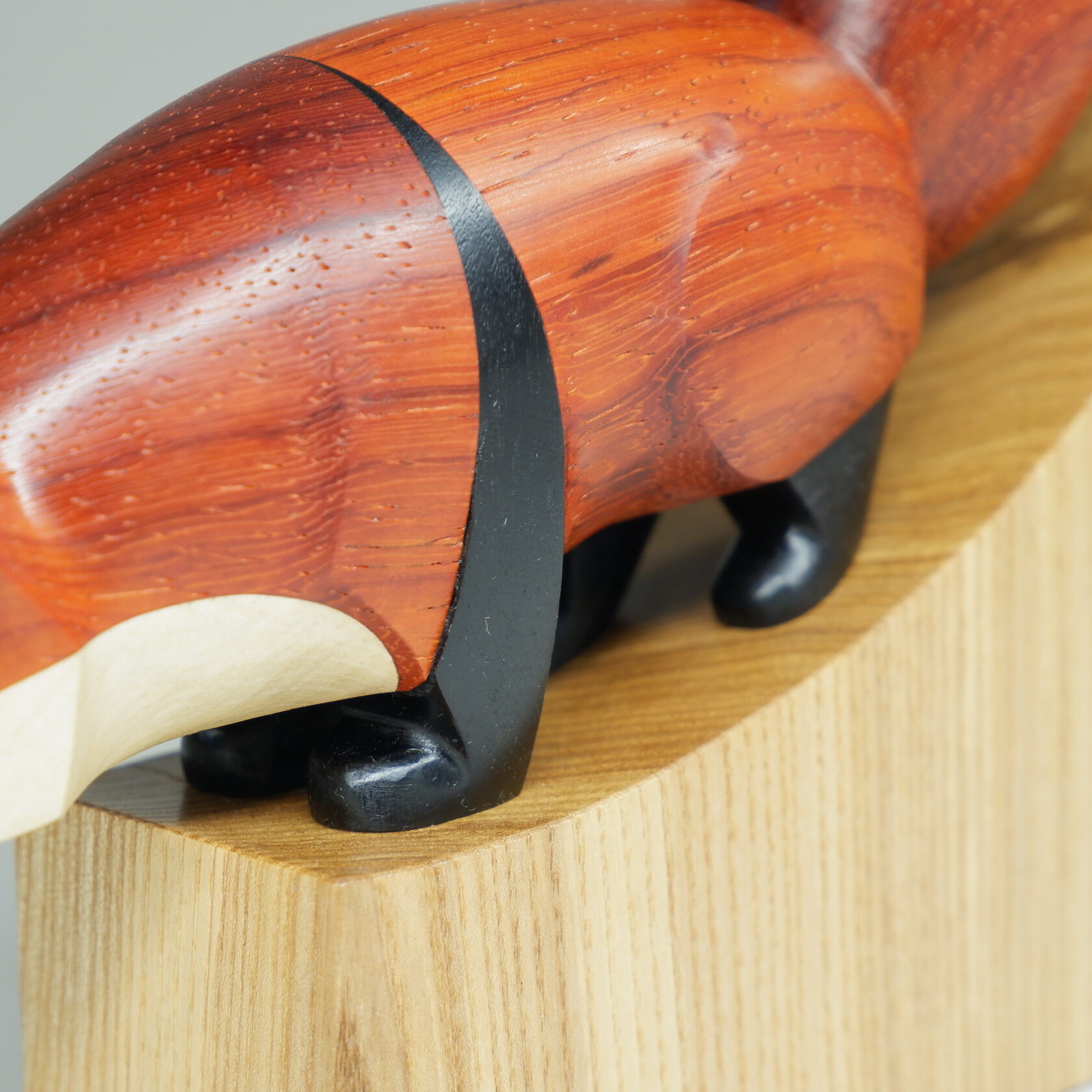 Настольный декор Огненная Лисица - изображение 3