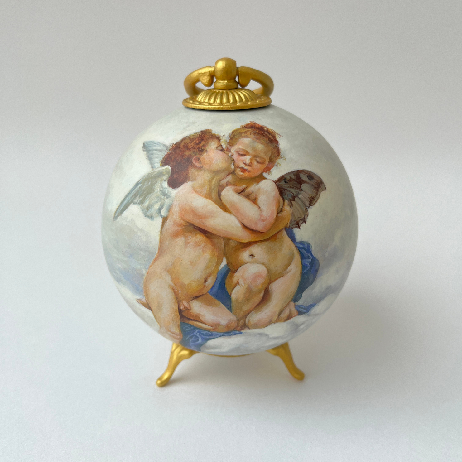 Коллекционный шар по мотивам картины Уильяма-Адольфа Бугро  «Амур и Психея» 1890 