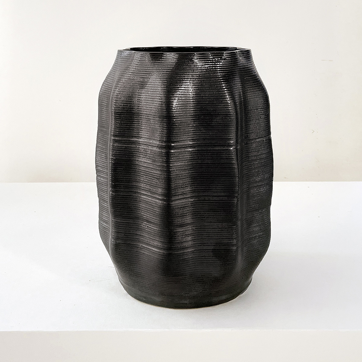 Ваза Structure #6 Black - изображение 3