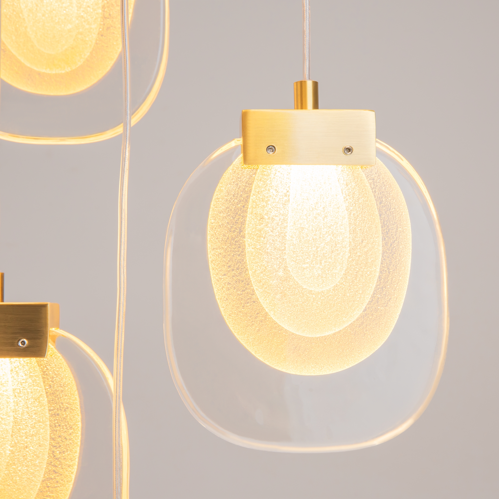 Подвесной светильник Maytoni MOD367PL-L30BBSK - изображение 4