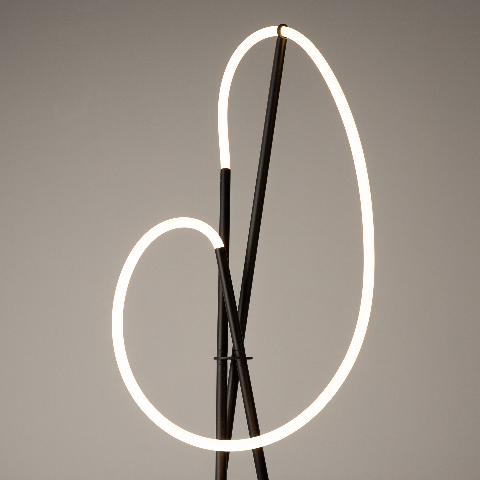 Напольный светильник (торшер) Maytoni MOD369FL-L36B3K - изображение 11