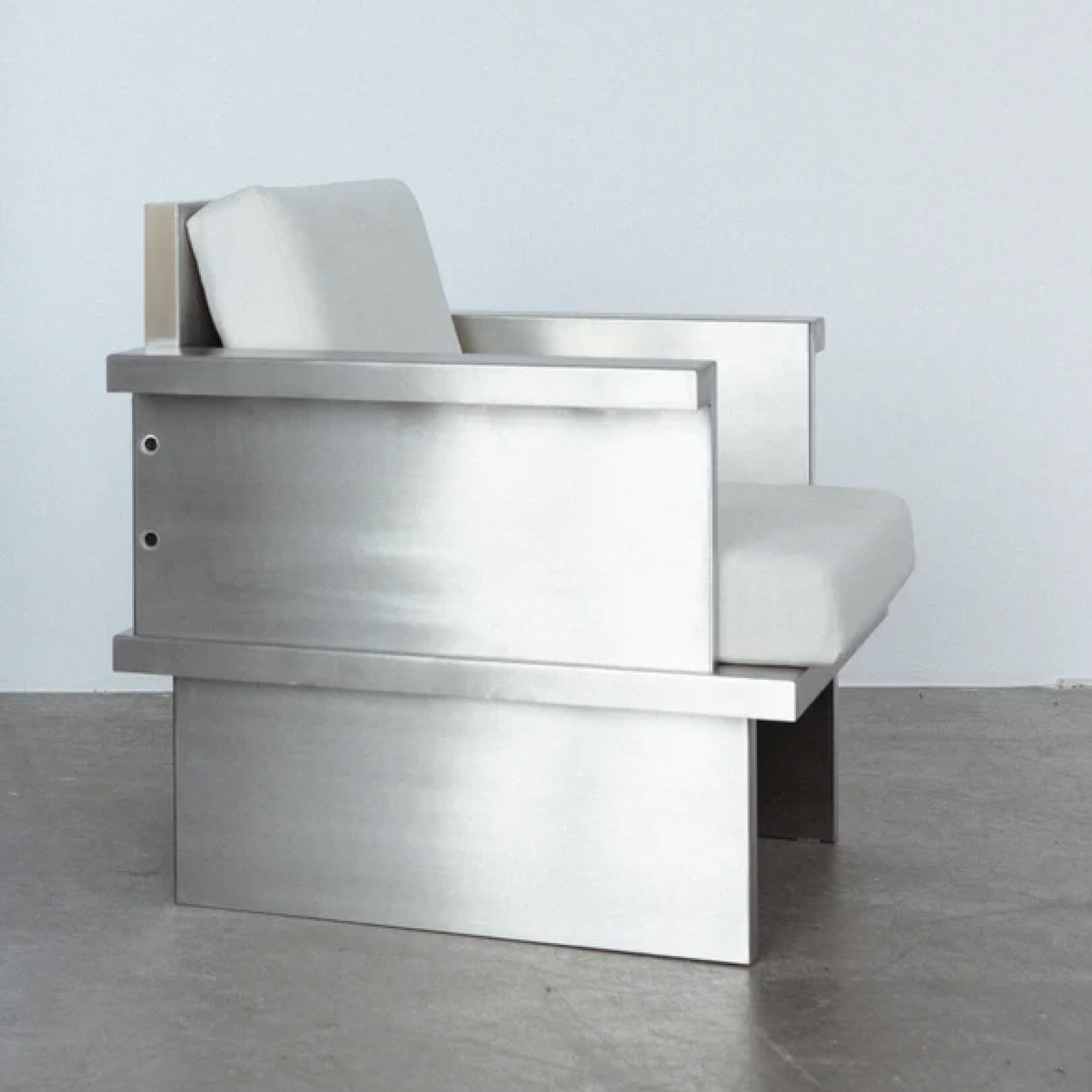 Кресло Ula Armchair by KOS STUDIO — дизайнерская мебель, свет и декор Made Sense
