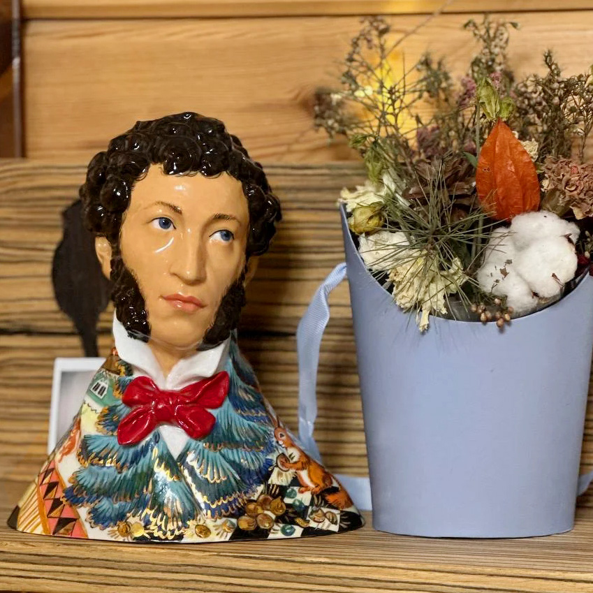 Ваза Пушкин "Сказки" - изображение 2