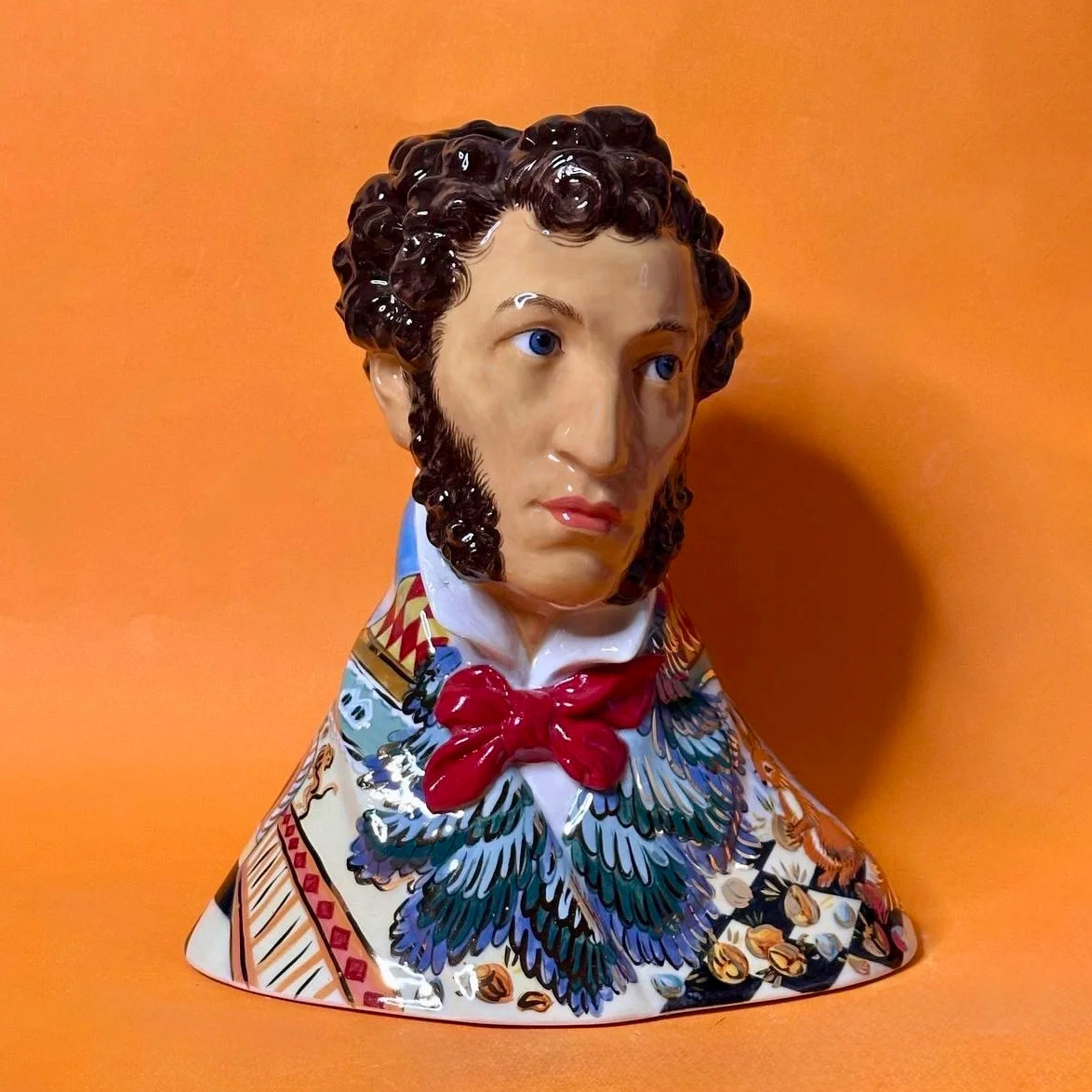 Ваза Пушкин "Сказки" 