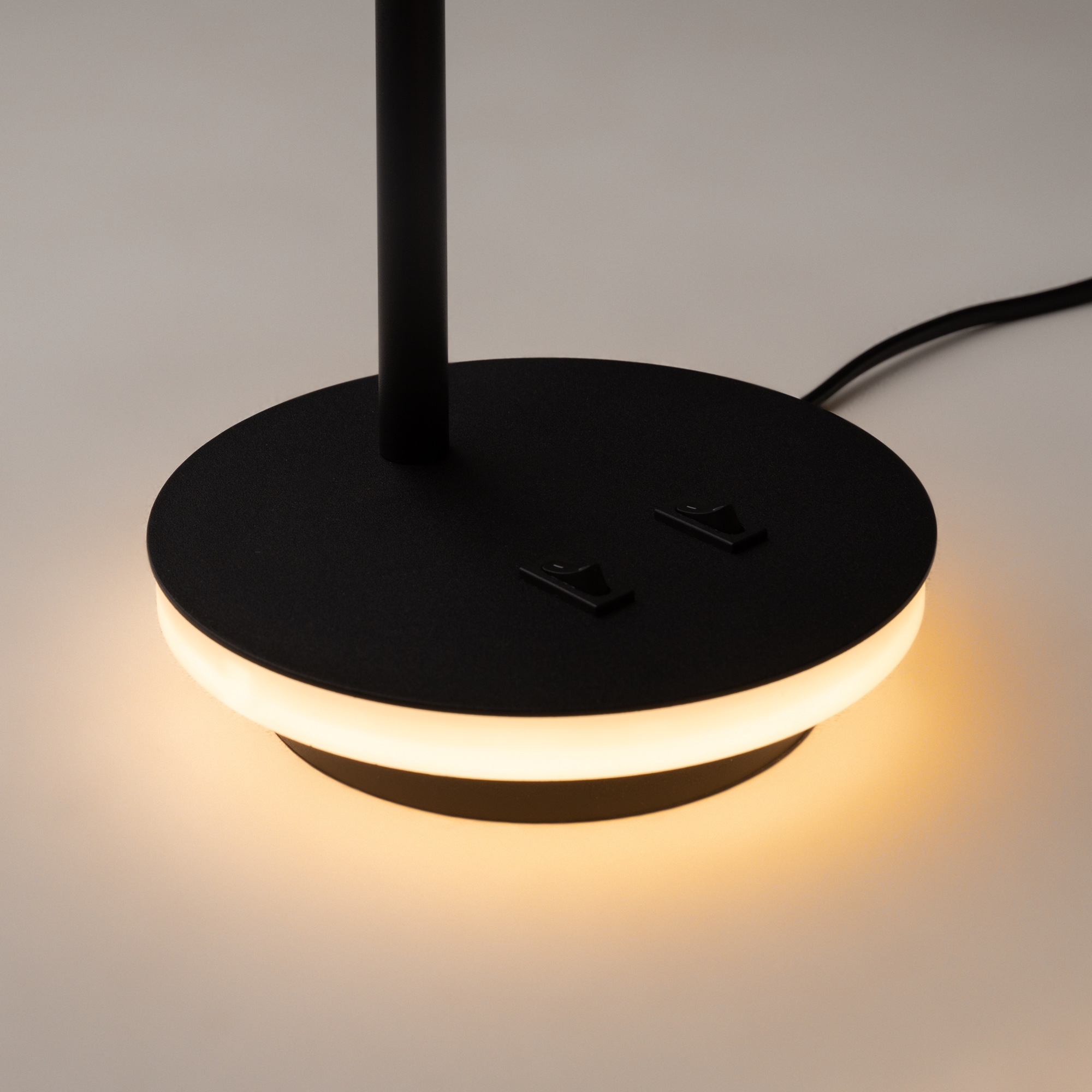 Настольный светильник Maytoni Z010TL-L8B3K - изображение 9