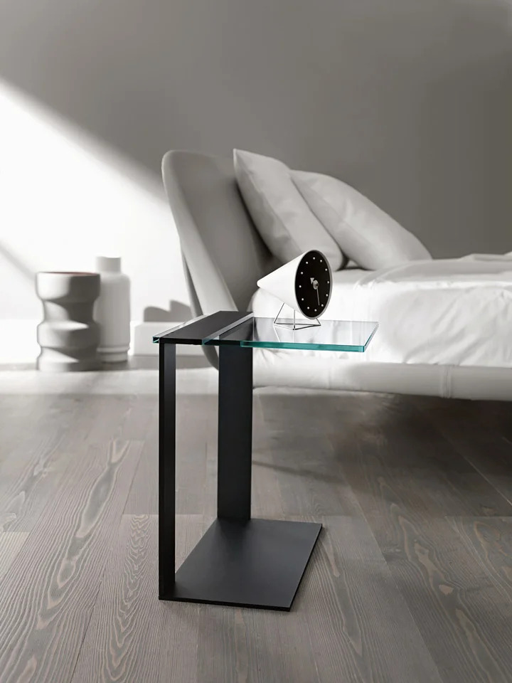 Столик Joliet by Tonelli Design — дизайнерская мебель, свет и декор Made Sense