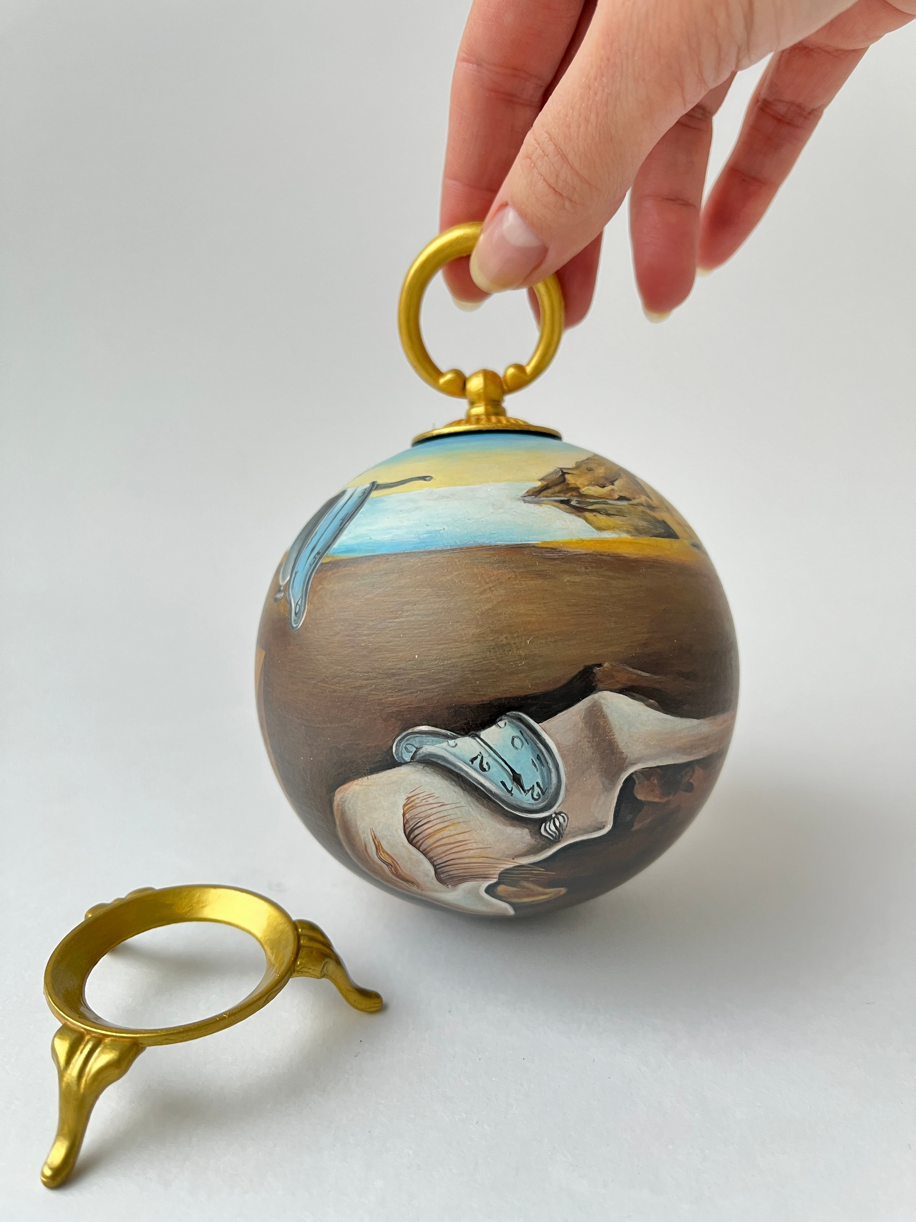 Коллекционный шар по мотивам картины Сальвадора Дали «Постоянство памяти» - изображение 2