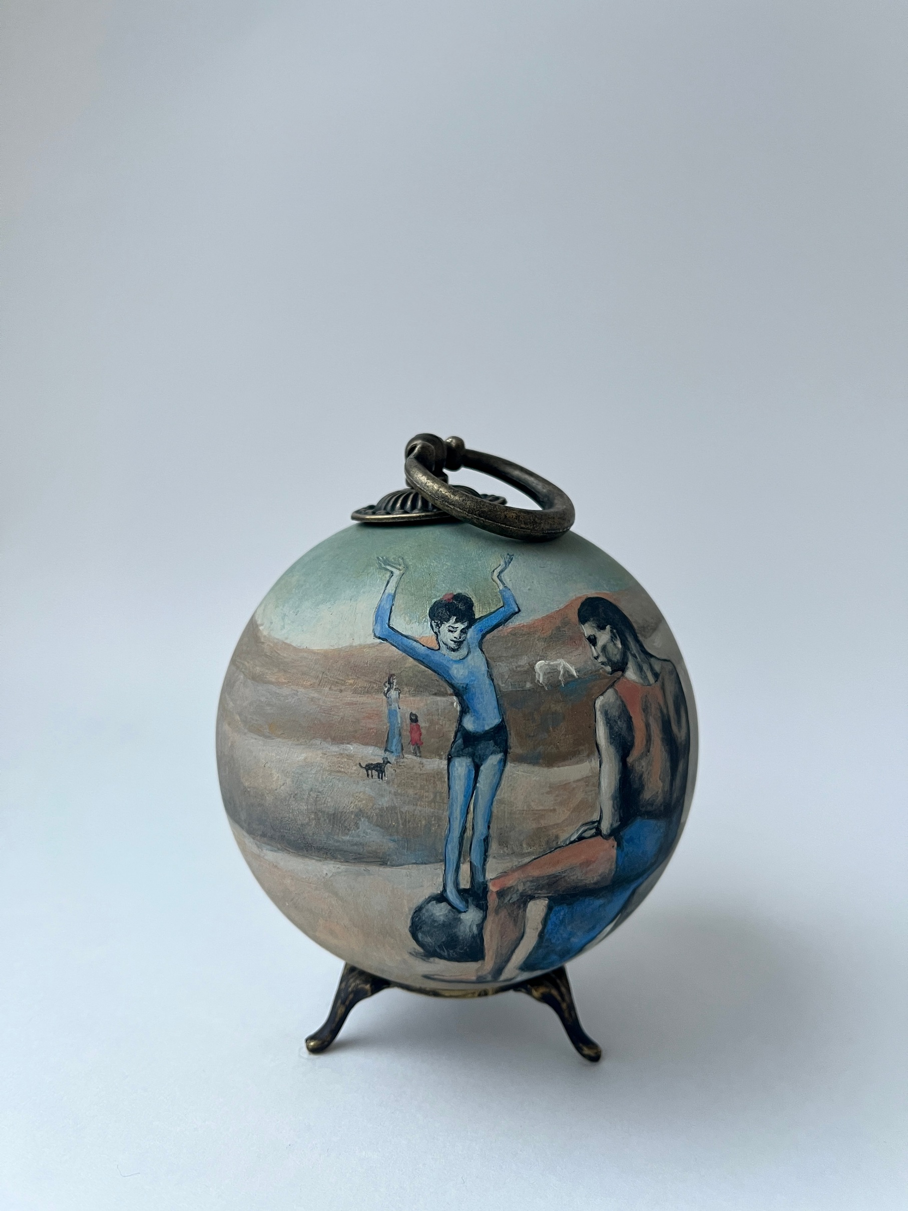 Коллекционный шар по мотивам картины Пабло Пикассо «Девочка на шаре» by Forma Vitae art — дизайнерская мебель, свет и декор Made Sense
