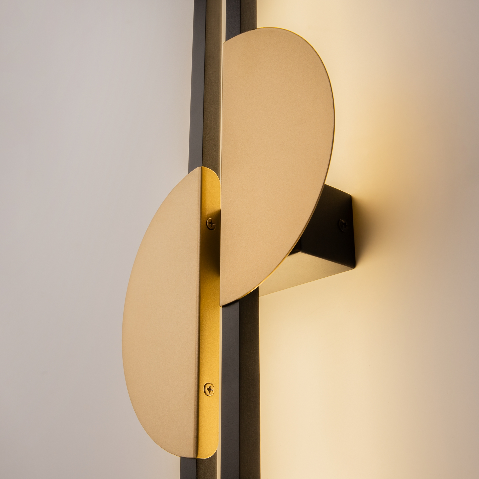 Настенный светильник (бра) Maytoni MOD179WL-L22BS4K1 - изображение 8