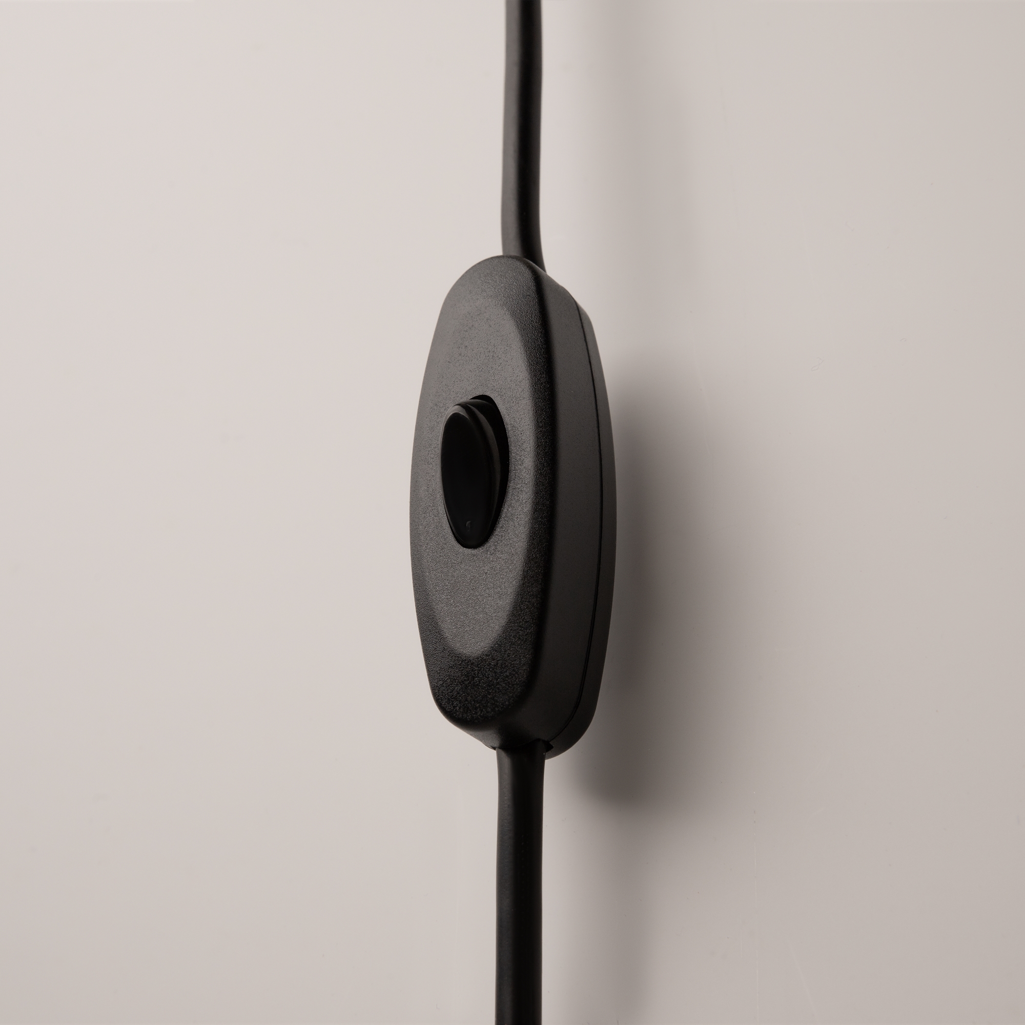 Настенный светильник (бра) Maytoni MOD126WL-01B - изображение 5