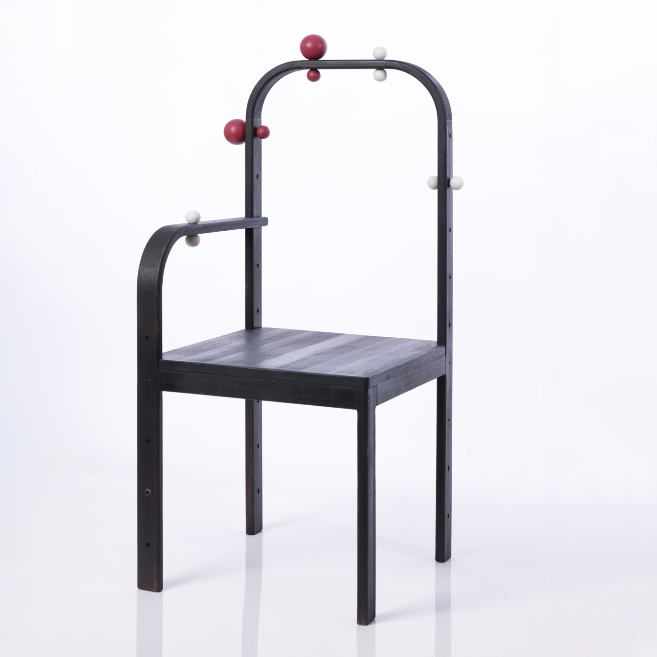 Стул-гардероб 