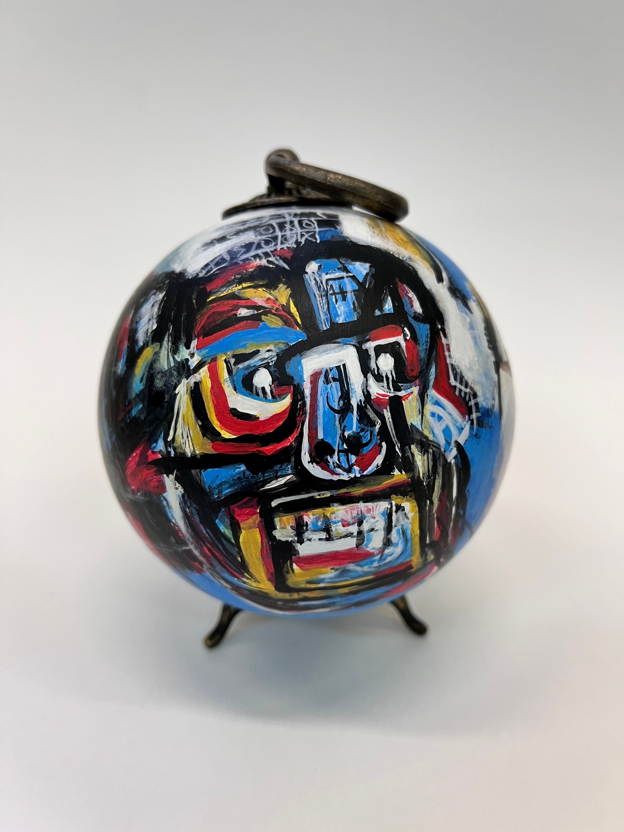 Коллекционный шар по мотивам картины Жана-Мшеля Баския «Untitled» - изображение 1