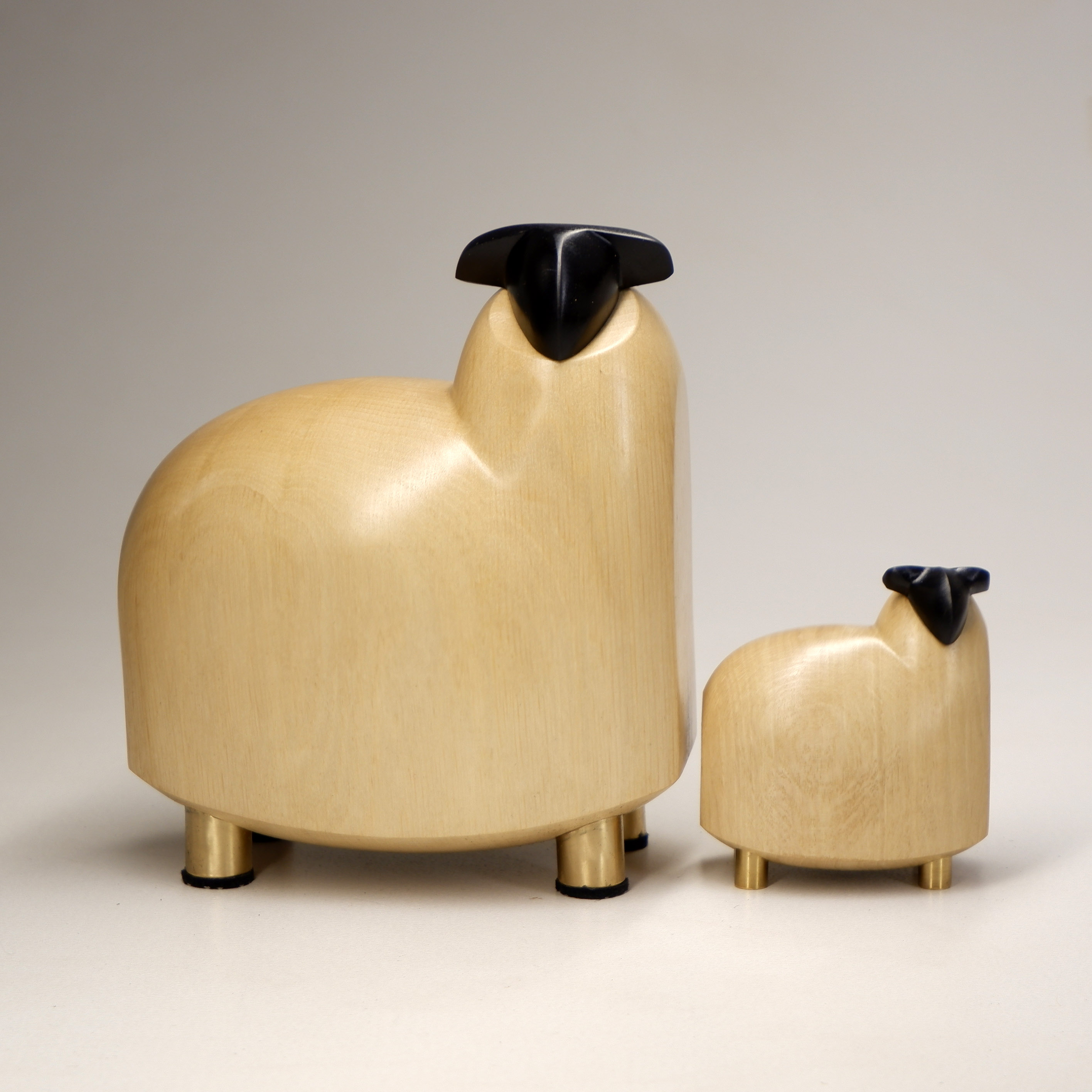 Книгодержатель Овечка Вяз 