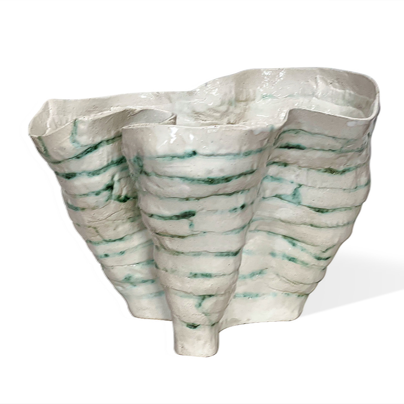 Ваза Изгибы by Ceramum — дизайнерская мебель, свет и декор Made Sense