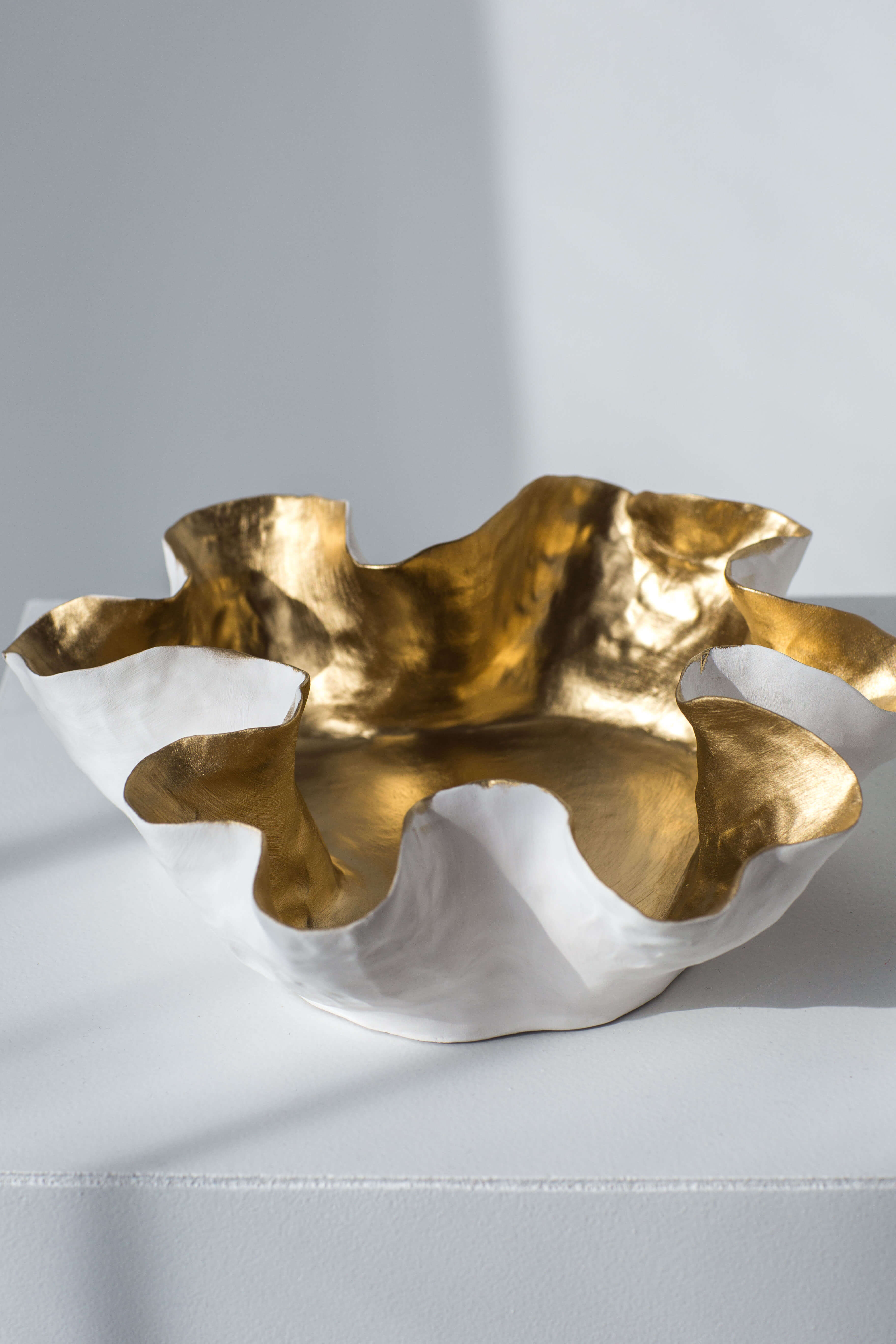 Скульптурная ваза "Golden Duo" by Ирина Дукина — дизайнерская мебель, свет и декор Made Sense