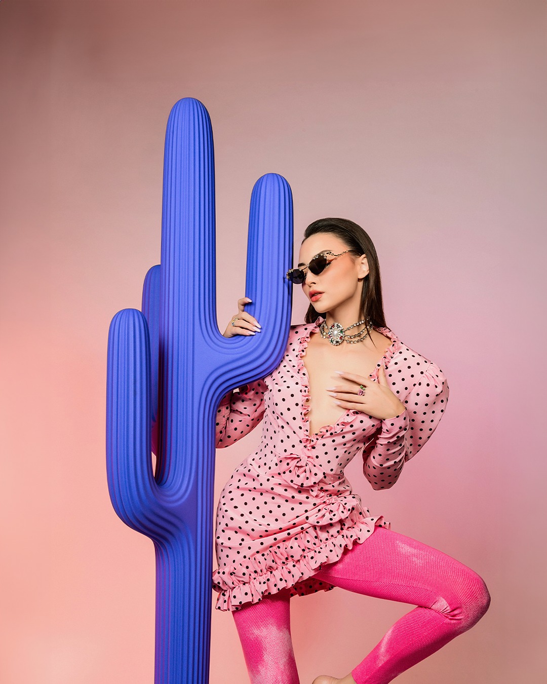 Вешалка Saguaro Coat Rack by Qeeboo — дизайнерская мебель, свет и декор Made Sense