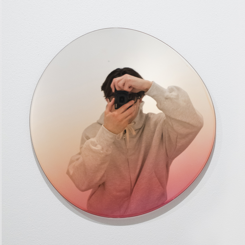 Зеркало Air Mirror Yellow Pink by Air Mirror — дизайнерская мебель, свет и декор Made Sense