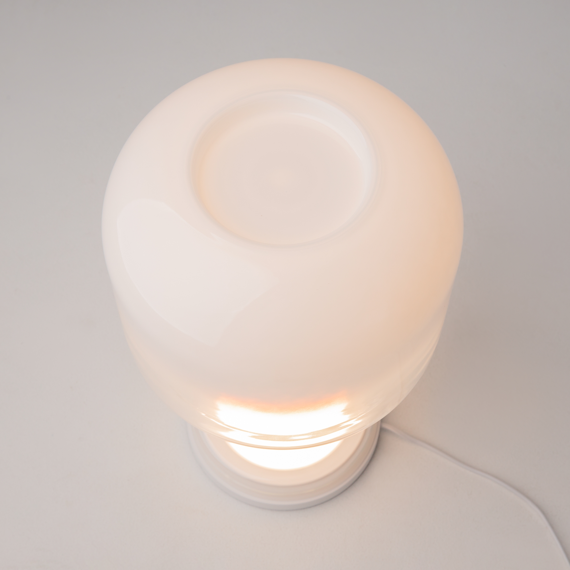 Настольный светильник Maytoni MOD286TL-L18W3K - изображение 8