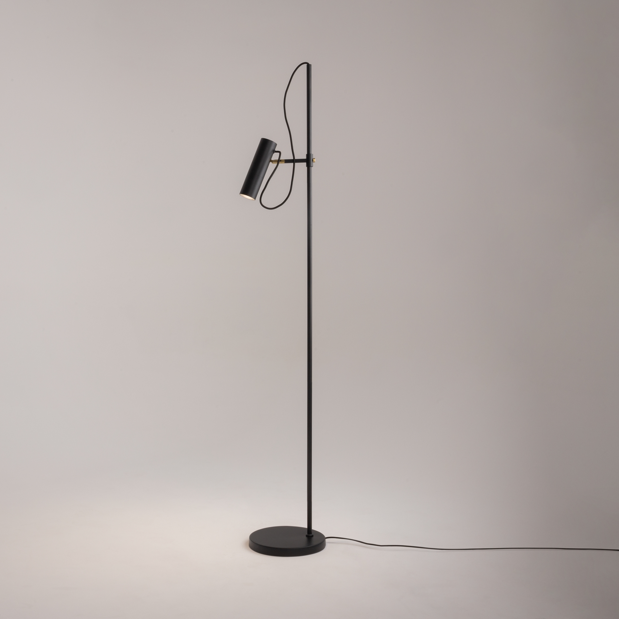 Напольный светильник (торшер) Maytoni MOD129FL-01B - изображение 8