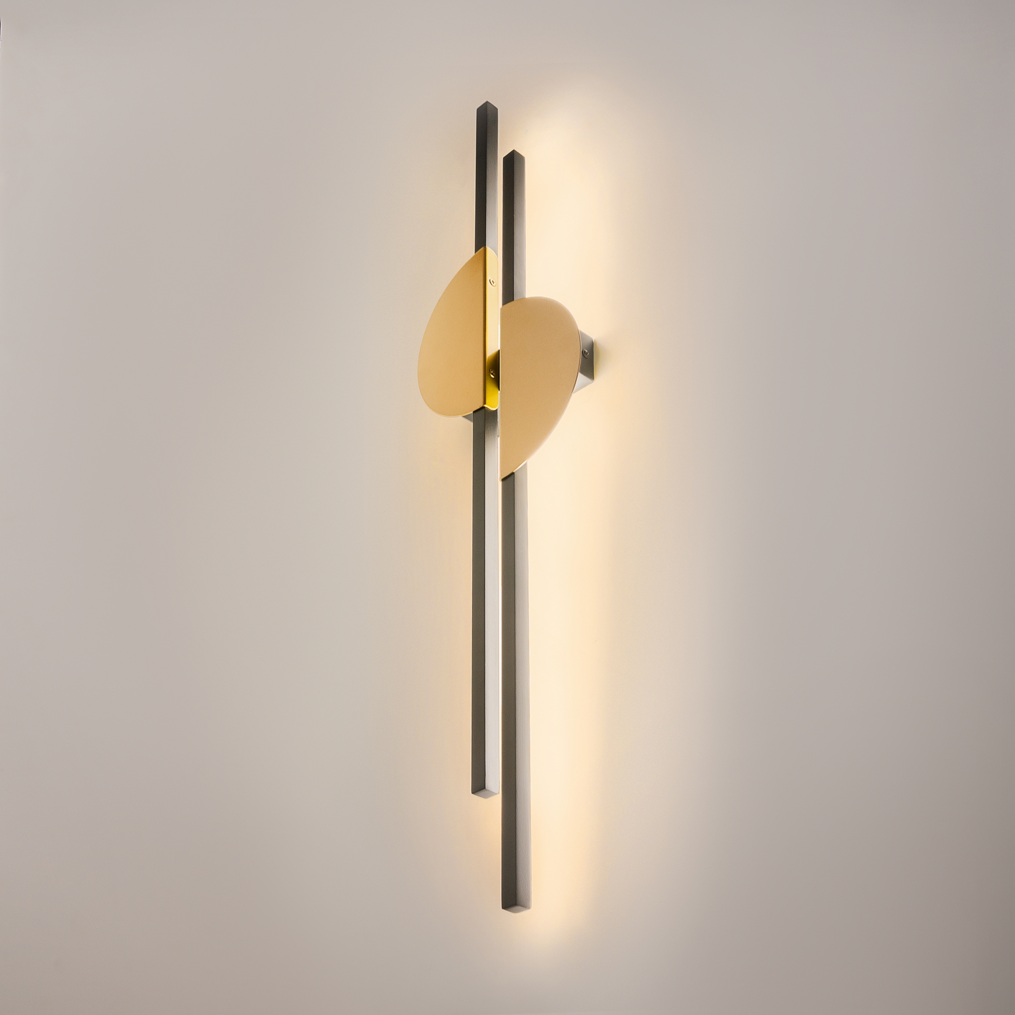 Настенный светильник (бра) Maytoni MOD179WL-L22BS4K - изображение 7