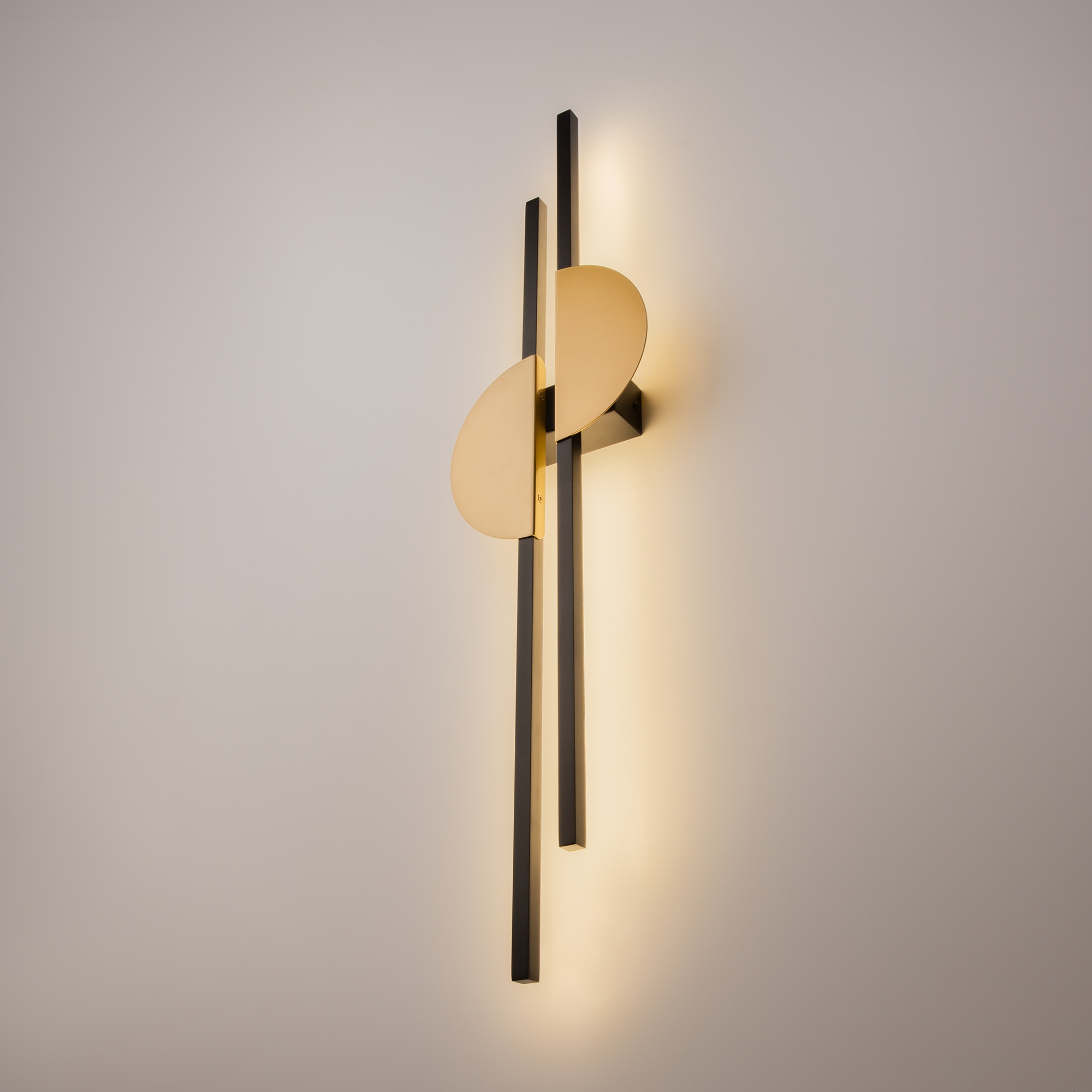 Настенный светильник (бра) Maytoni MOD179WL-L22BS4K1 - изображение 5