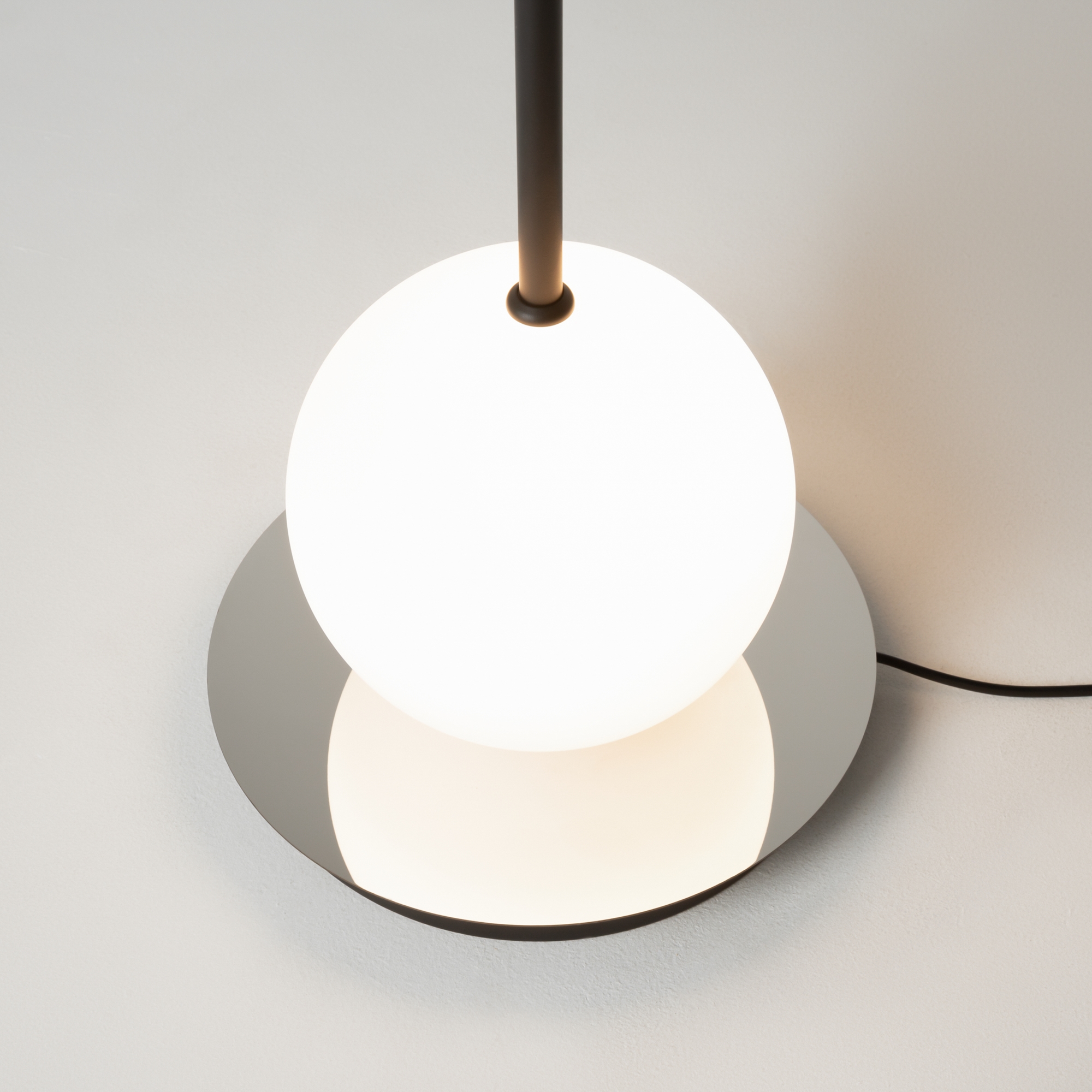 Напольный светильник (торшер) Maytoni MOD427FL-L20B3K - изображение 13