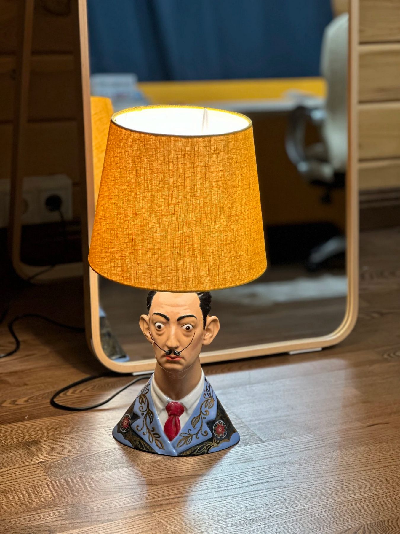 Настольная лампа Сальвадор "Время" - изображение 1