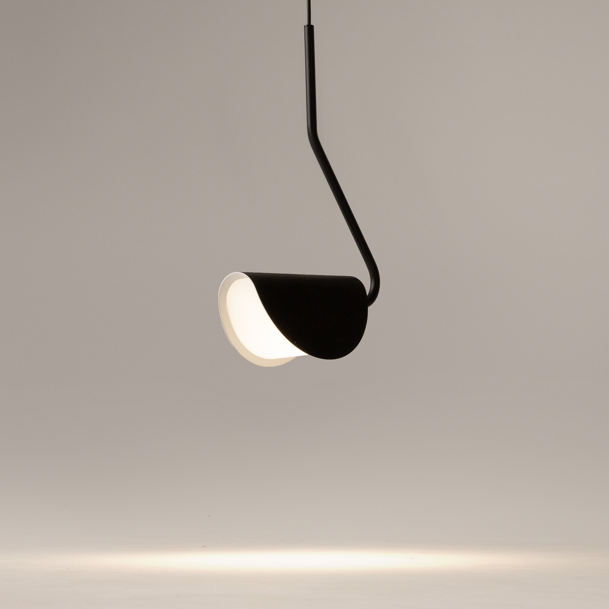 Подвесной светильник Maytoni MOD126PL-01B - изображение 5
