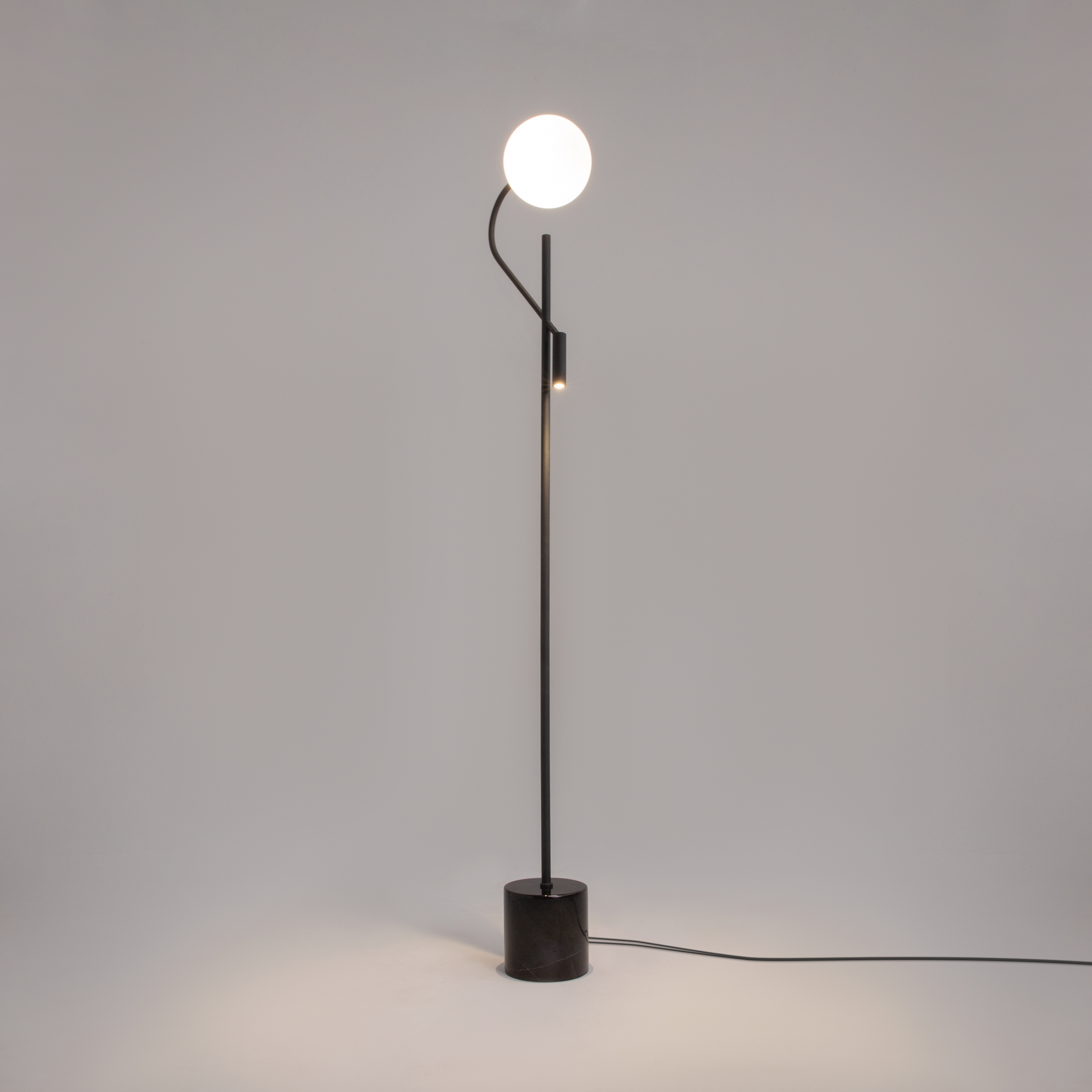 Напольный светильник (торшер) Maytoni MOD230FL-01B - изображение 8