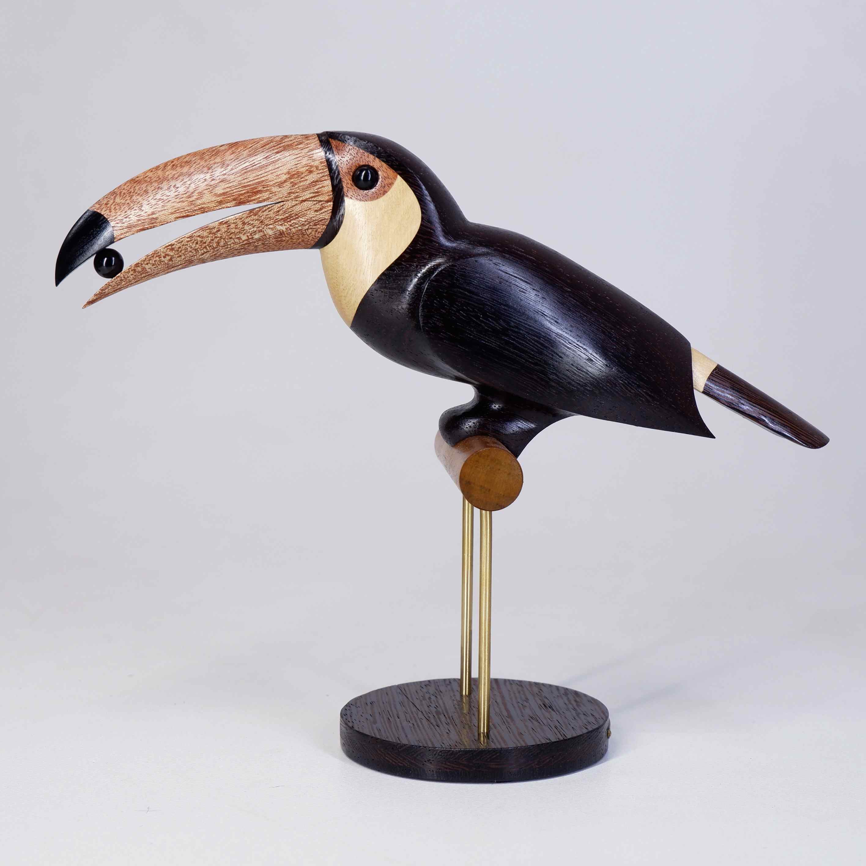 Настольный декор Тукан 