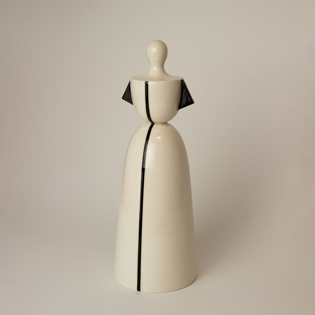 Figurine 01 by CHOO CERAMICS — дизайнерская мебель, свет и декор Made Sense