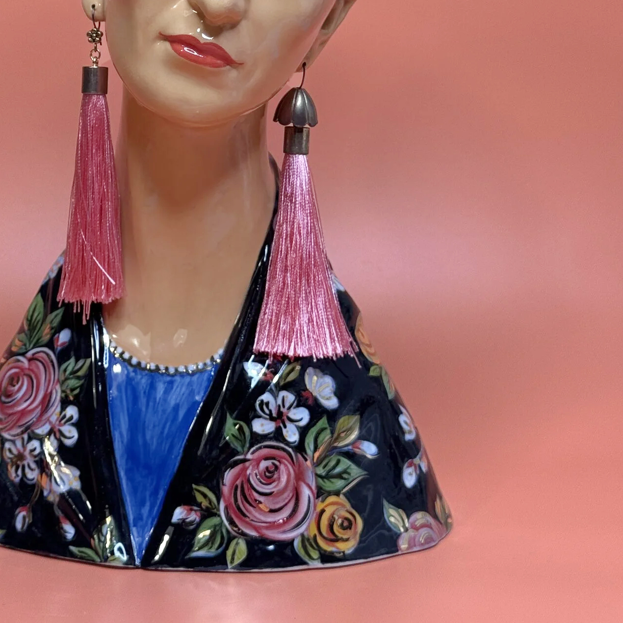 Ваза Фрида "Розы" by LeTi.ceramics — дизайнерская мебель, свет и декор Made Sense